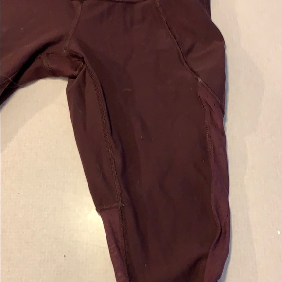 Lulu lemon leggings - Picture 3 of 3